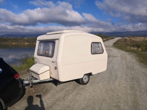 Niewiadow prives legendarny karavan malicky do 750 kg